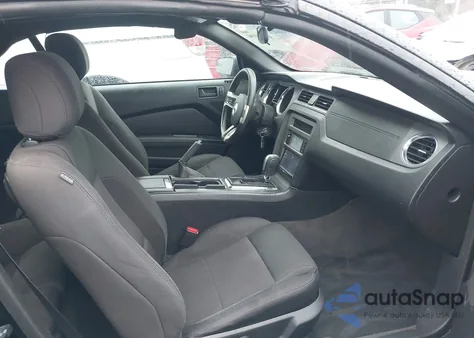 2013 Ford Mustang из США, поврежденный, VIN 1ZVBP8EM8D5217008